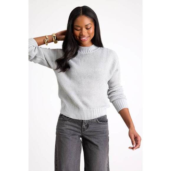 Lulus Tops - Lulus Campfire Cozy Light Grey Cropped Sweater - Size L